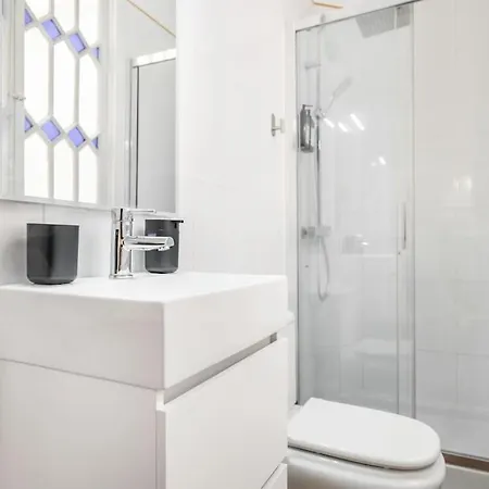 Historic Charm With Contemporary Flair By Rems *